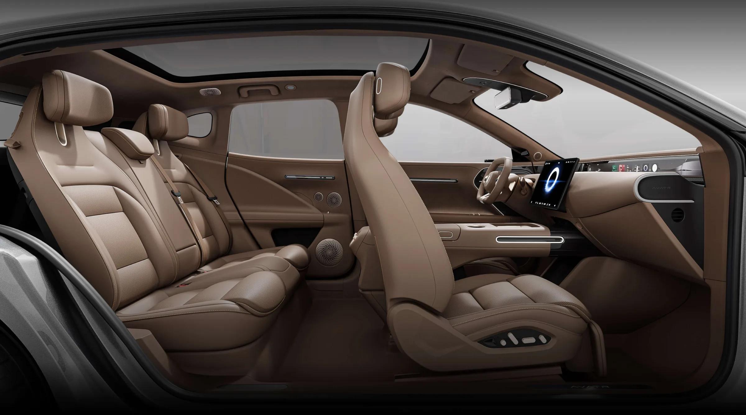 AVATR 07 — espacio interior